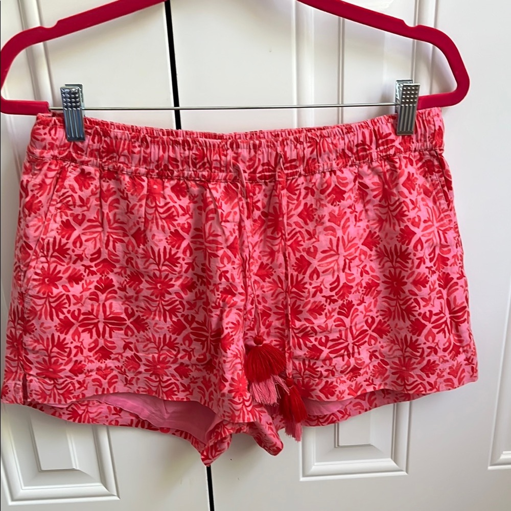 Vineyard Vines Pink Floral Shorts